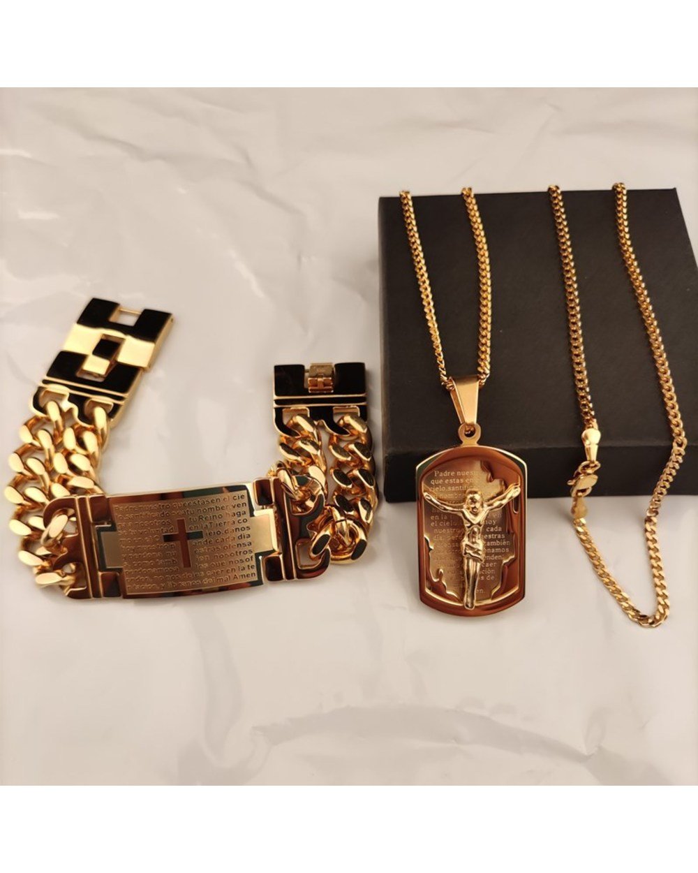 Cross Jesus pendant with stainless steel cross bracelet never fade male vintage