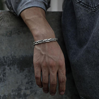 ''Embrace the future'' Twists and Turns Bracelet