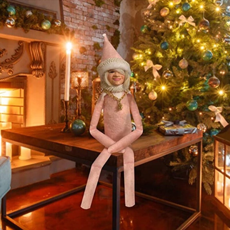 Snoop on stoop Christmas Elf Doll