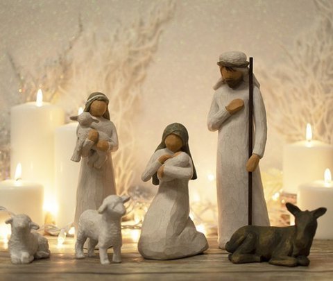 Nativity Figurines, 6 piece set Table Runner