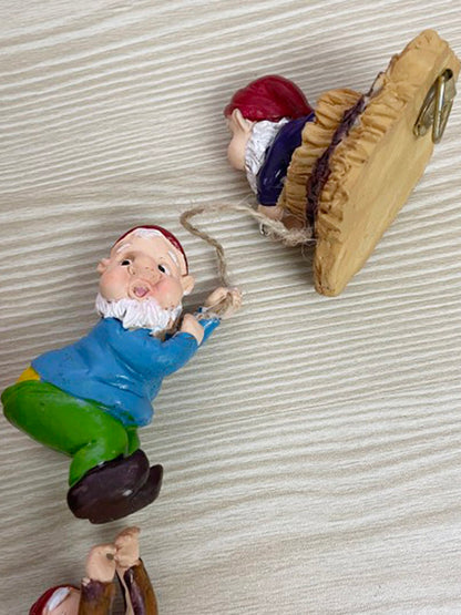 Resin Climbing Dwarfs Sculpture Gnome Art Statue Garden Ornament Home Decor
