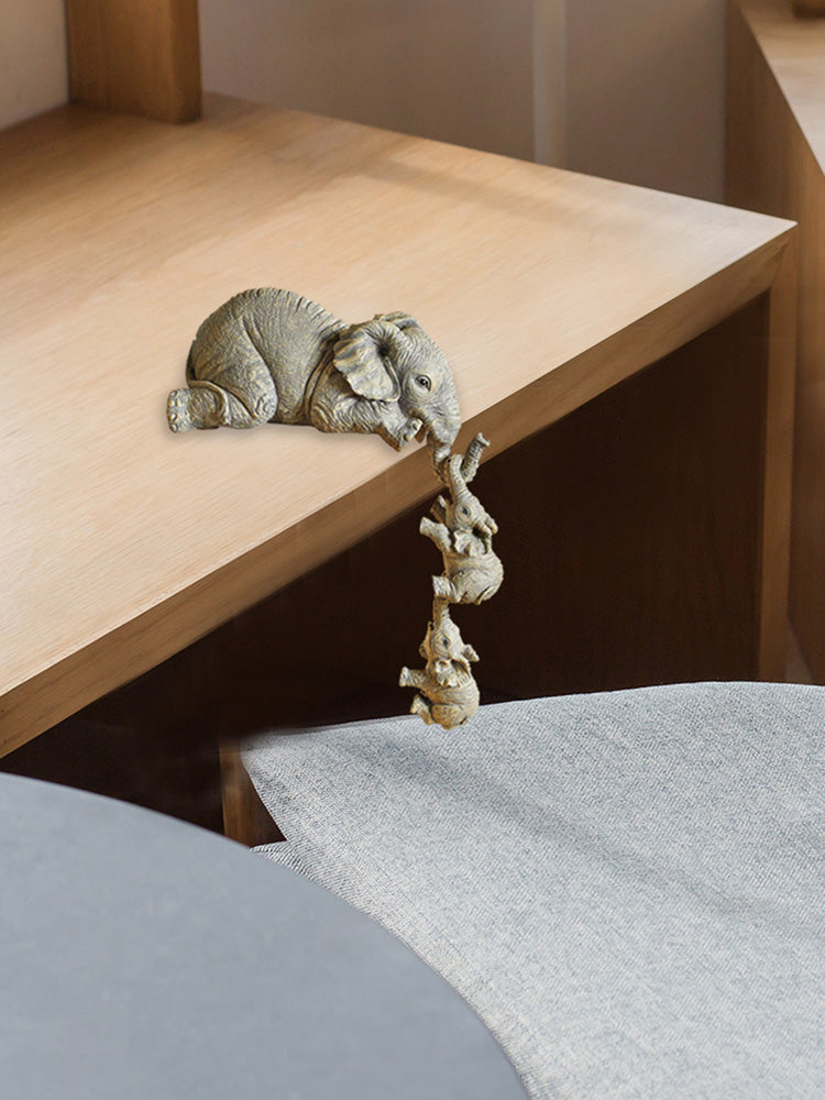 Elephant Mothers Hanging 2-Babies Figurine Animal Resin Craft Ornaments